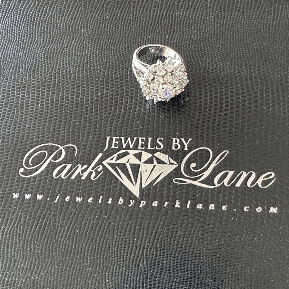 Super Sparkly Park Lane “Incredible” Ring